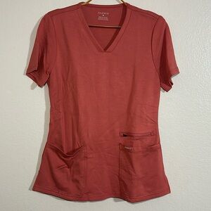 Women’s Jaanuu 3 pocket Spice scrub top sz Medium